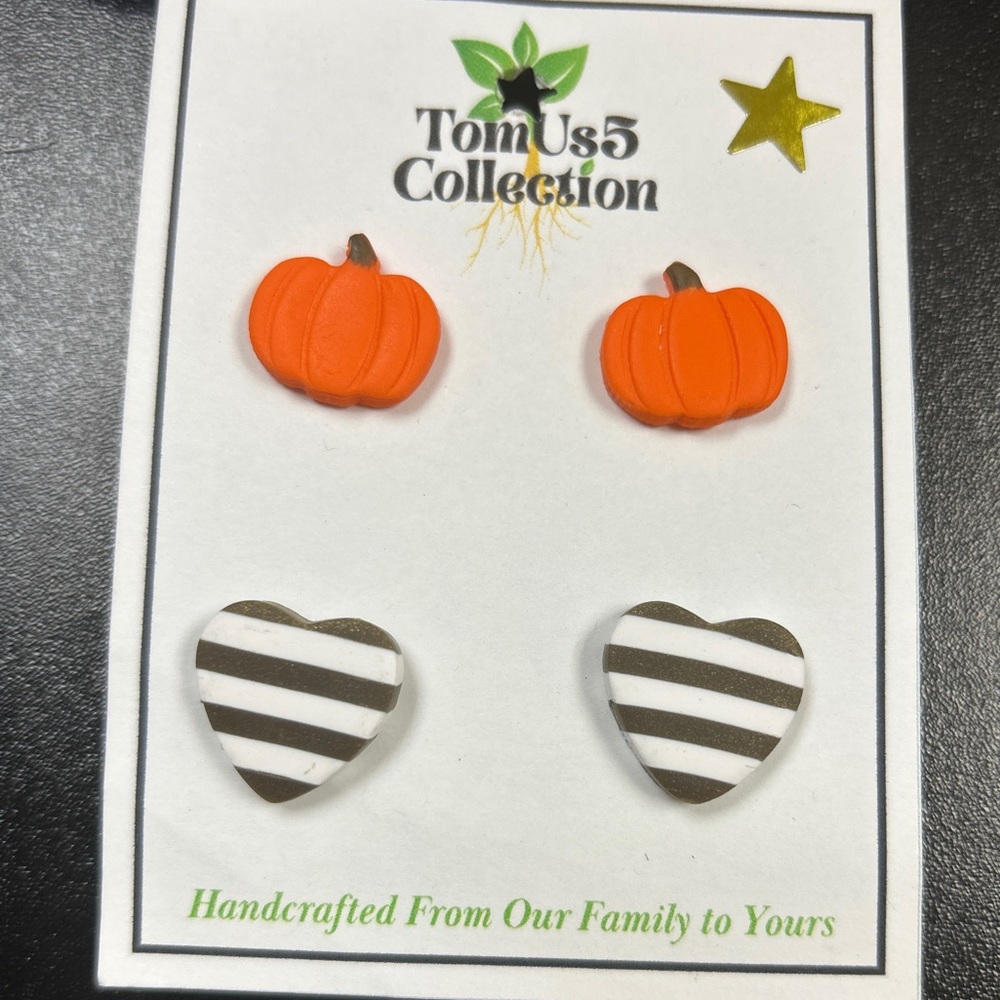 TomUs5 Collection fall studs. Pumpkin and chrome and white striped hearts.